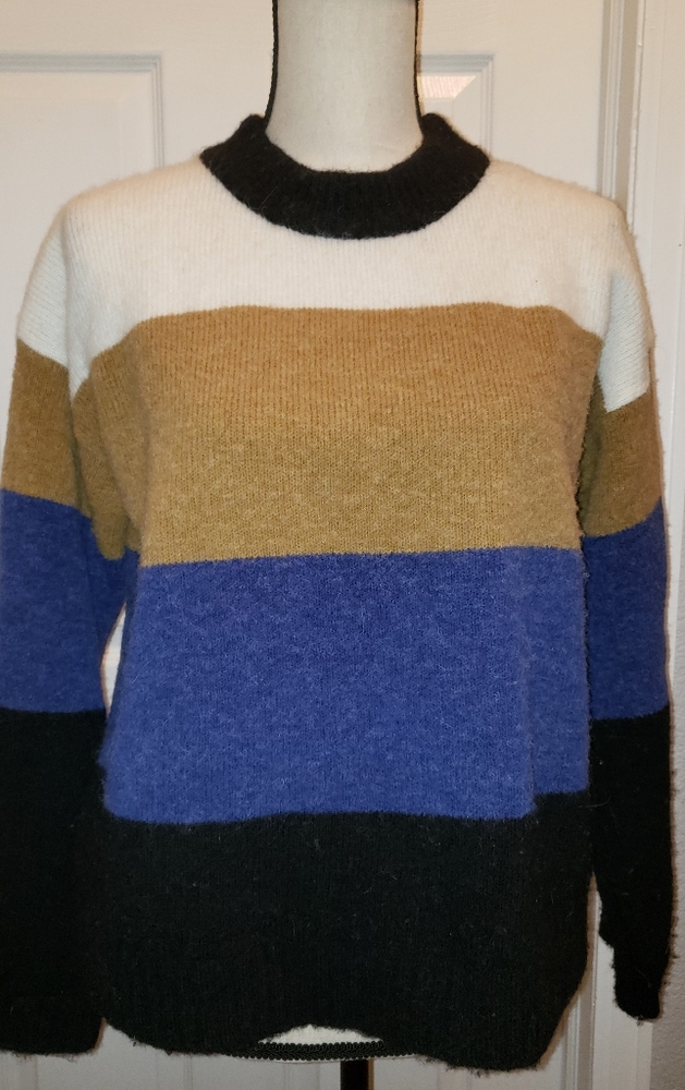 Rails Sweater Size Small - image 1